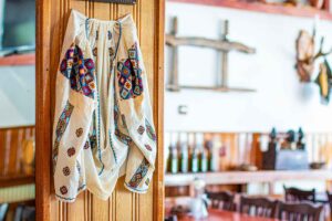 Ie romaneasca in Restaurant Casa Alba Baia de Arama